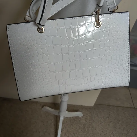 Danbooty White Croc-Embossed Women's Bag Pu Leather Shoulder Bag, White - Picture 11 of 15